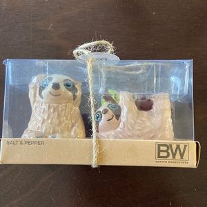 Salt and Pepper Shaker.